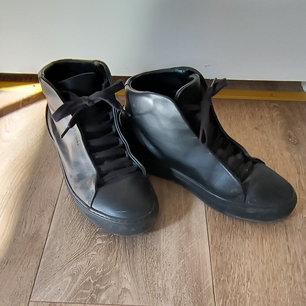 Diverge High Top Sneakers